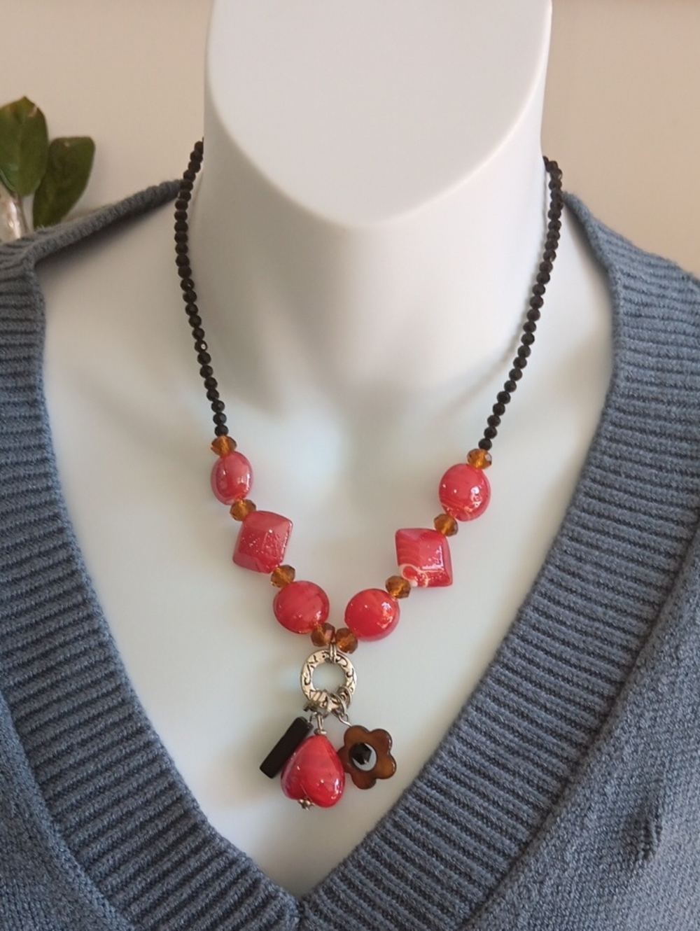 Murano Glass Safari  Red and Black Beaded Necklace 16"